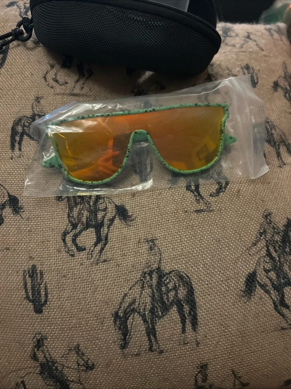 Tipsy Elves Green Speckled Frame Sunglasses with Gold Mirror Lenses